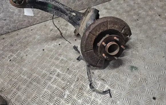 Ford Focus C-MAX Rear wheel hub spindle/knuckle 1234