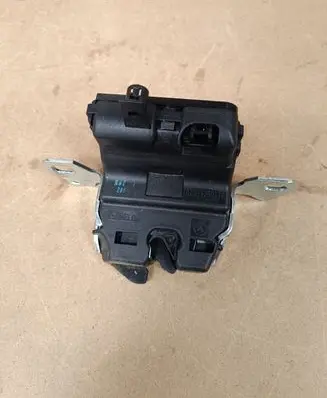 Tailgate/trunk/boot lock/catch/latch
