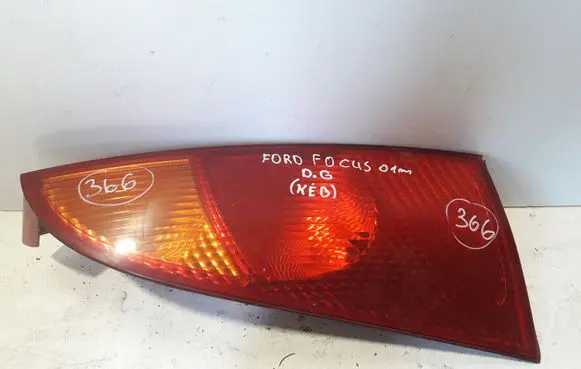 Ford Focus Rear/tail lights CW170R