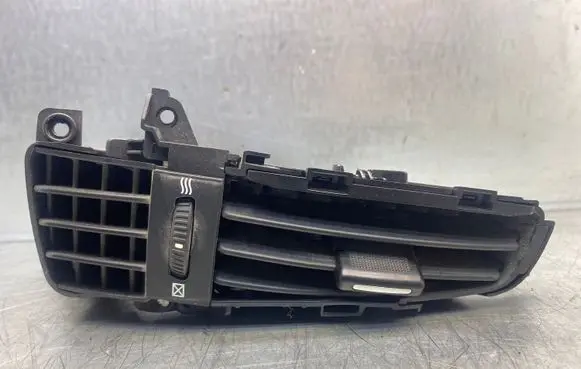 KIA Ceed Dash center air vent grill 808883 808870