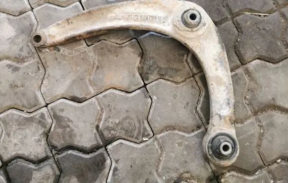 Peugeot Partner Rear upper control arm/wishbone 566793PA