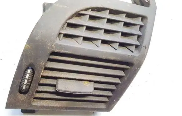 Mercedes-Benz E W211 Dash center air vent grill 2118300654 G142004