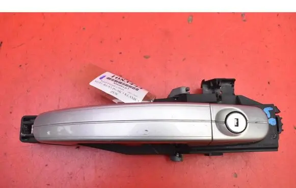 Ford C-MAX I Front door exterior handle 3M51R224A37BF