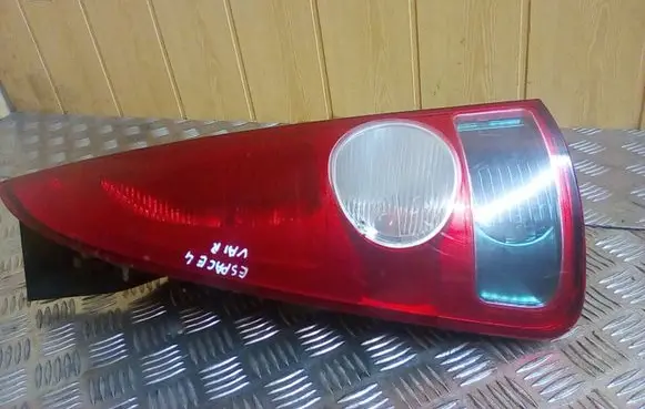 Renault Espace - Grand espace IV Rear/tail lights 8200027154