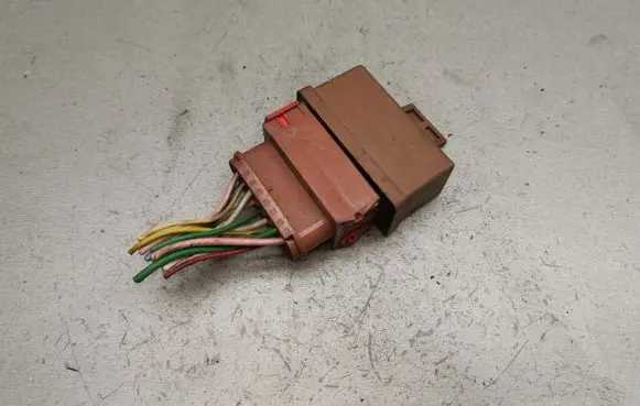 Peugeot 607 Other relay 240109