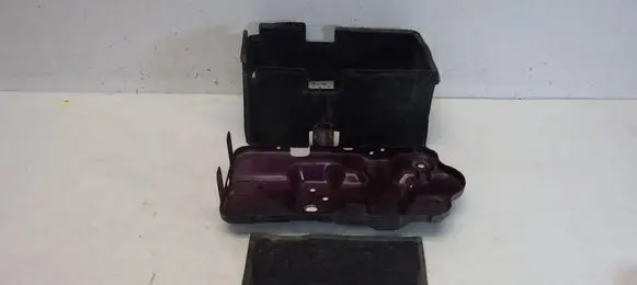 Chevrolet Volt I Battery box tray 