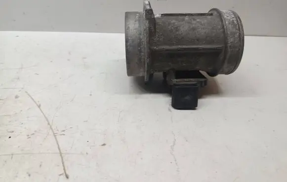 Audi A6 S6 C5 4B Mass air flow meter 059906461D AFH7025C