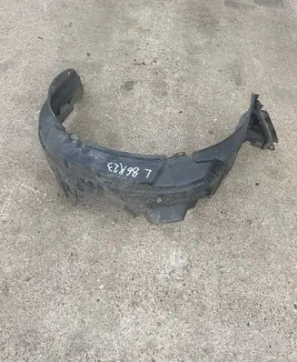 Toyota Tundra I Front wheel arch liner splash guards
