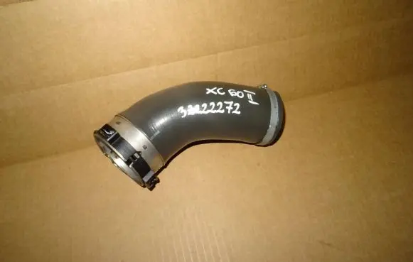 Volvo XC60 Intercooler hose/pipe 32122272