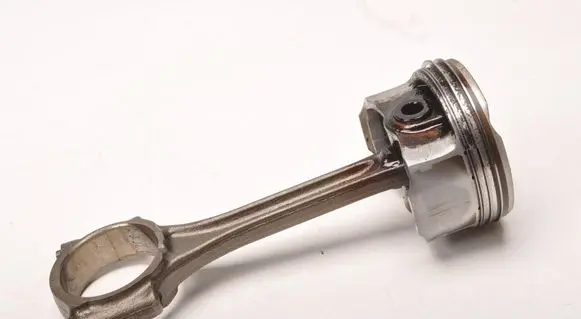 Peugeot 2008 I Piston 9670284880