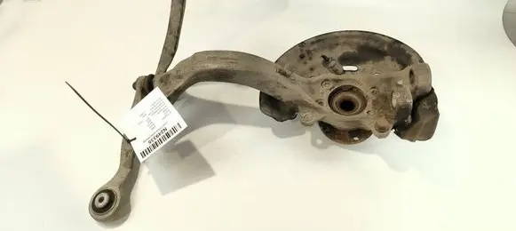 Audi A8 S8 D3 4E Front wheel hub spindle knuckle 4E0257