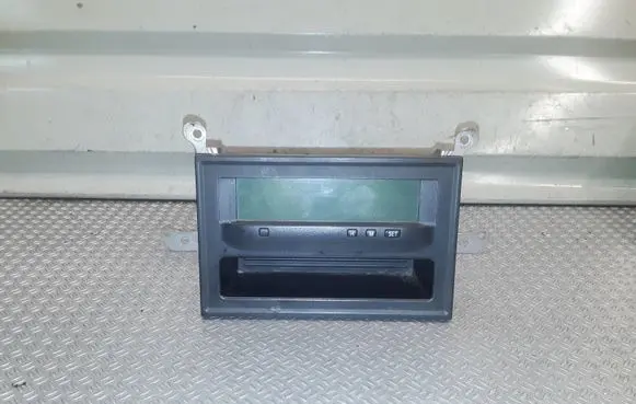 Mitsubishi Grandis Screen/display/small screen 8750A087