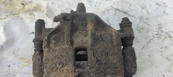 Hyundai Getz Front brake caliper 581301C100 5818125A00