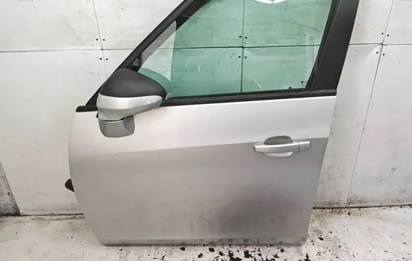 Opel Zafira C Front door OPLZAFCDRZLP