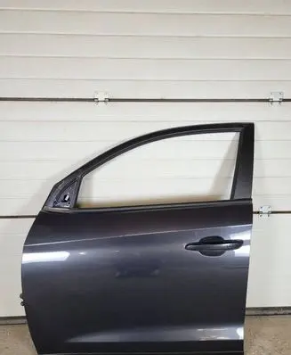 Hyundai Tucson TL Front door