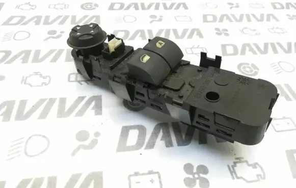 Peugeot 207 Electric window control switch 96548589XT