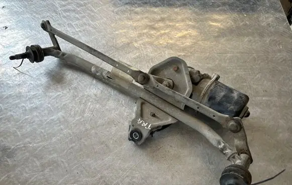 Renault Trafic II (X83) Front wiper linkage 8200423479