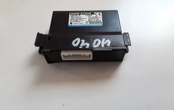 Mazda 6 Door central lock control unit/module KD45675U103