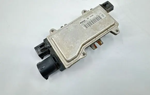 Chevrolet Captiva Coolant fan relay 1137328617
