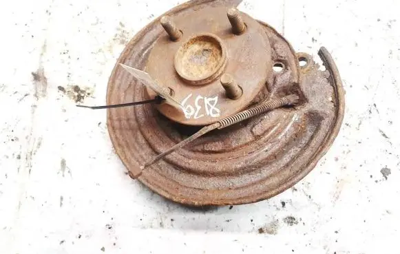 Toyota Corolla E120 E130 Rear wheel hub