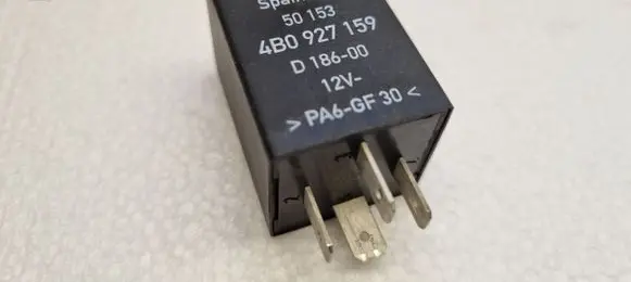 Audi A6 S6 C5 4B Other relay 50153 4B0927159 D18600
