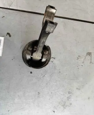 BMW 5 F10 F11 Piston with connecting rod 11258581284 11257810762 8581284