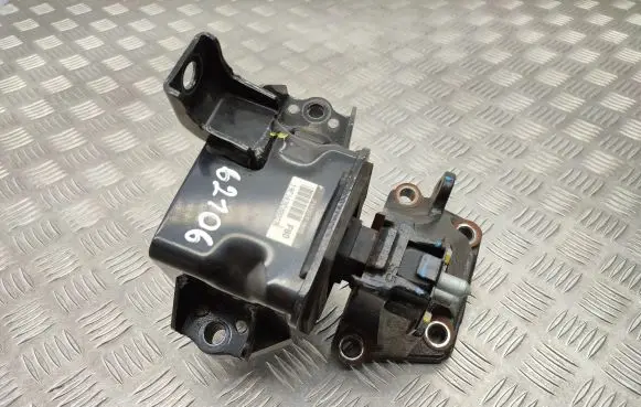 KIA Sportage Engine mount bracket 21830F1800