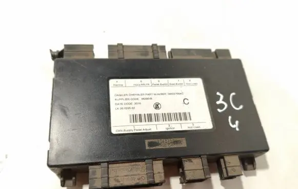 Chrysler 300 - 300C Seat control module 04602798AC 86390B LK05022560