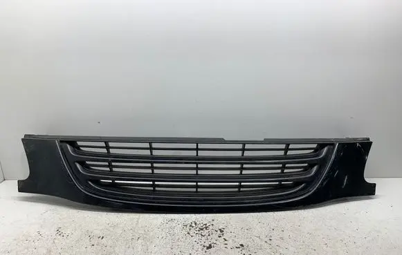 Toyota Avensis T220 Front bumper upper radiator grill 5311105030 53114050200