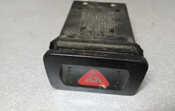 Volkswagen Golf IV Hazard light switch 1J0953235A 1J0959621B 6N0959621B