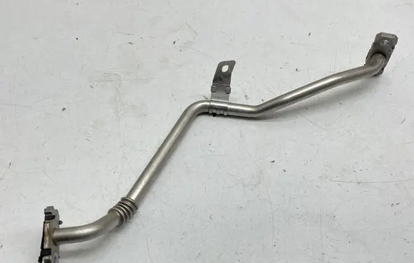 Volvo S60 Turbo turbocharger oiling pipe/hose 32140082
