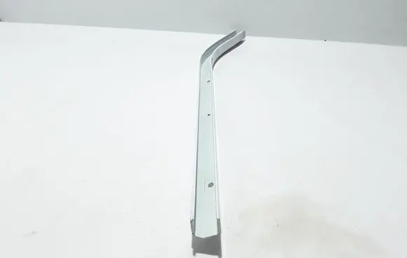 Dacia Dokker Sliding door middle roller runner 777900579R