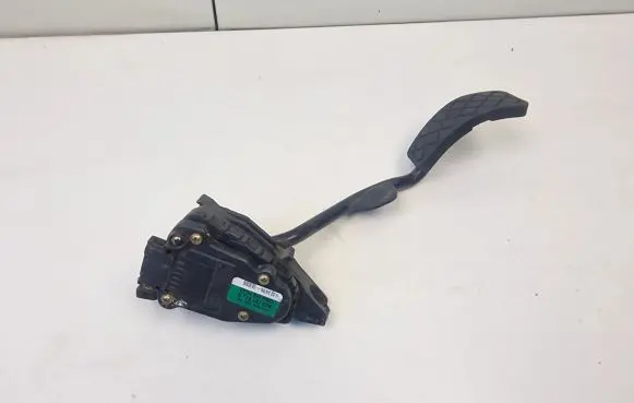 Audi A4 S4 B7 8E 8H Accelerator throttle pedal 8D2721523B