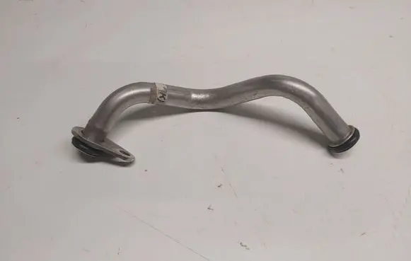 Volkswagen Golf VII Turbo turbocharger oiling pipe/hose 04C145735A