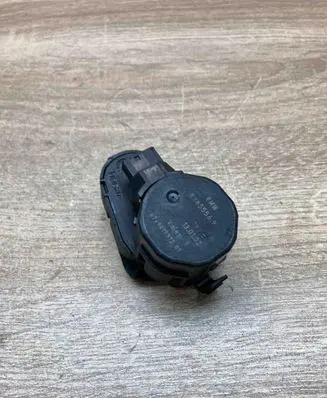 BMW X5 E53 Air flap motor/actuator 8385556