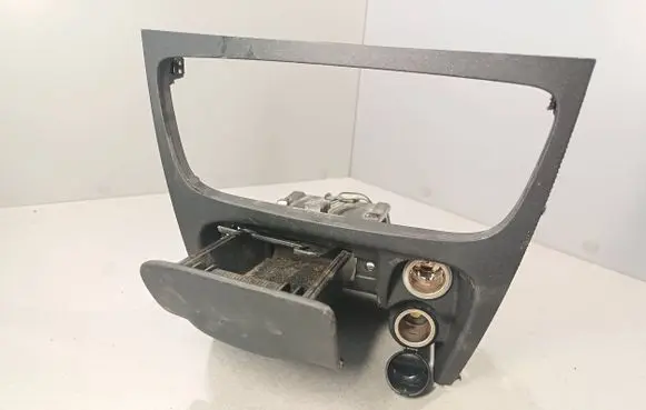 Hyundai Santa Fe Climate control/heater control trim 8455026000