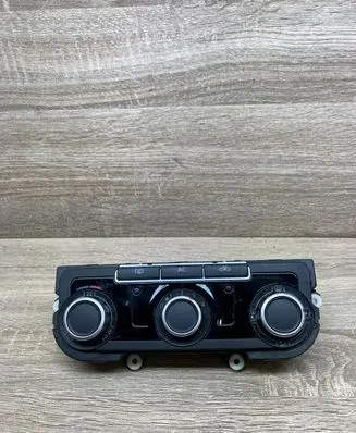 Volkswagen Golf V Climate control unit 3C8907336AB 5HB00975120