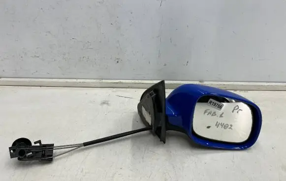 Skoda Fabia Mk1 (6Y) Manual wing mirror 
