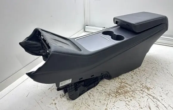 Tesla Model Y Center console 175550172C DQ21360101135