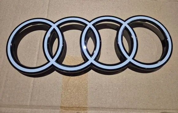 Audi e-tron Manufacturer badge logo/emblem 4M0853605A 4M0853605A90A