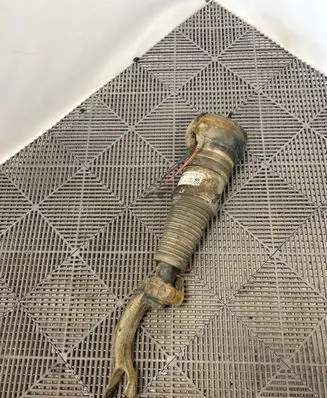 Audi A6 C7 Air suspension front shock absorber 4G0616039A