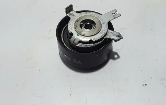 Volvo XC40 Timing belt/chain tensioner 31460613
