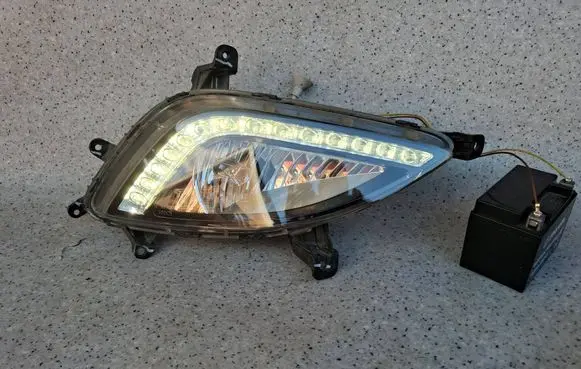 Hyundai i20 (PB PBT) Front fog light 922011J510