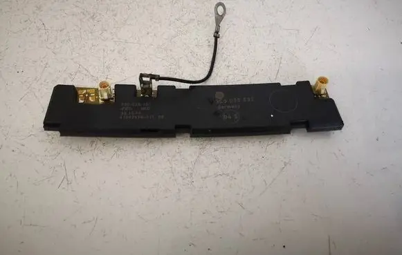 Volkswagen PASSAT B6 Antenna control unit 3C5035532