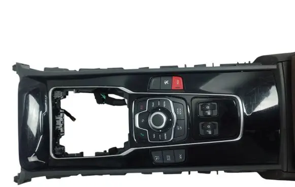 Peugeot 508 Center console 