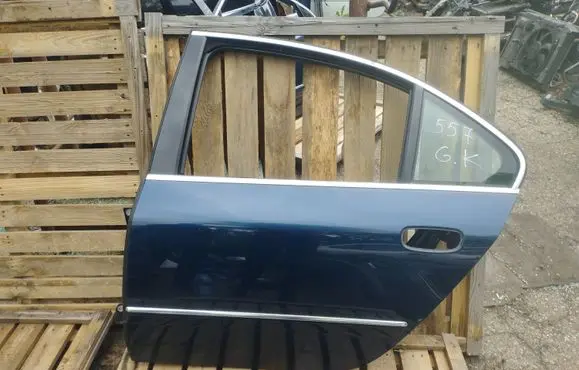 Peugeot 607 Rear door