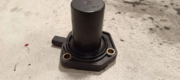Opel Insignia B Oil level sensor 12627008