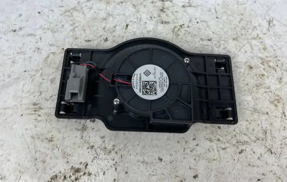 Tesla Model X Other seats 106738900A