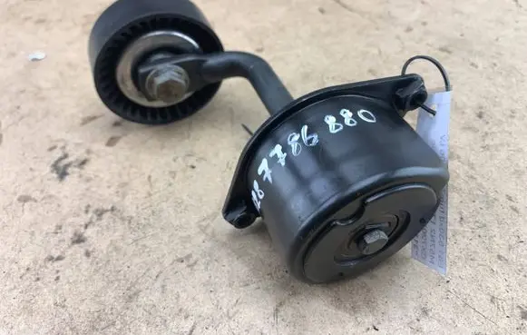 BMW 5 E60 E61 Generator/alternator belt tensioner 7786880 11287786880