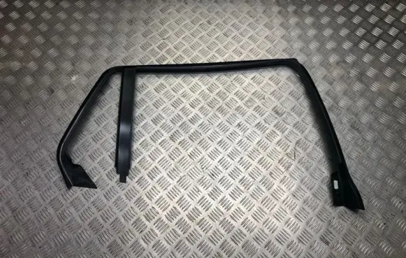 BMW 3 E90 E91 Other rear door trim element 51347119946 5134-7119946